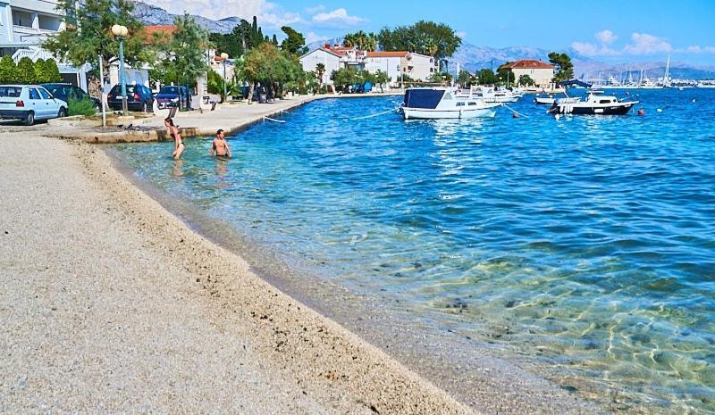 Apartman Karmen Kaštela エクステリア 写真