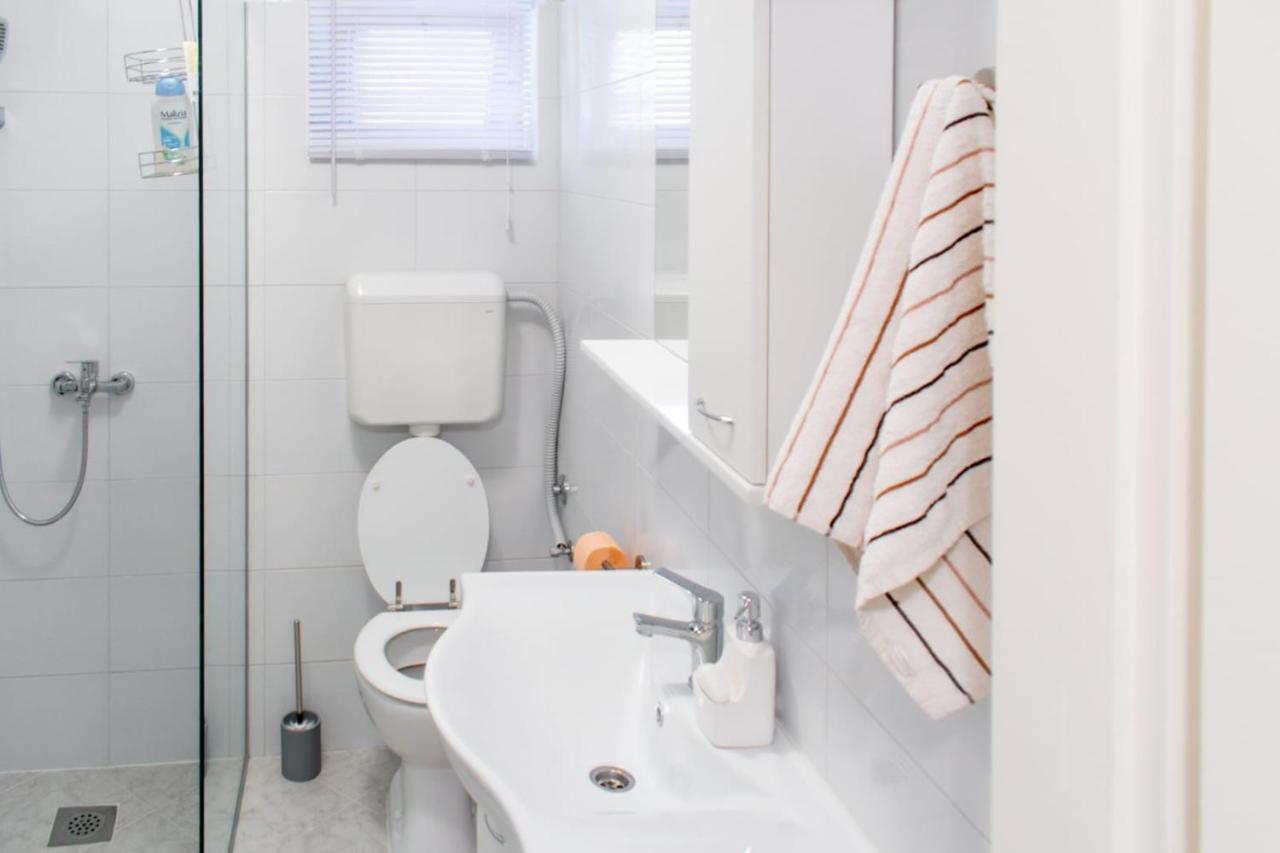 Apartman Karmen Kaštela エクステリア 写真